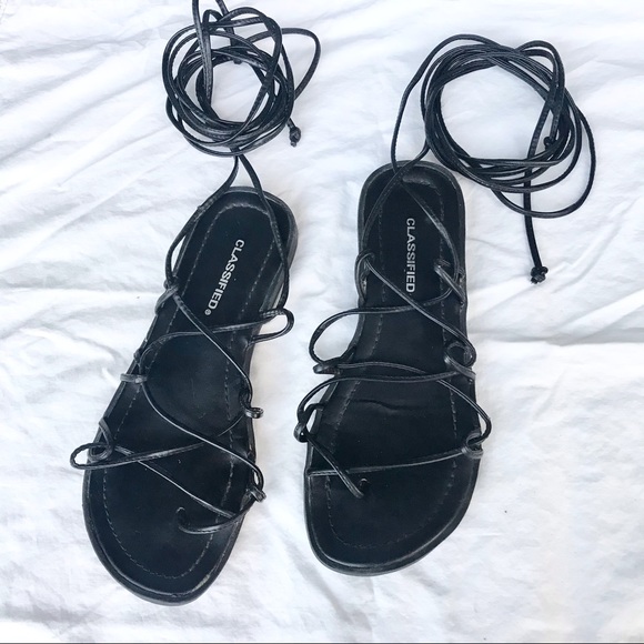 Black strappy sandals - Picture 5 of 15
